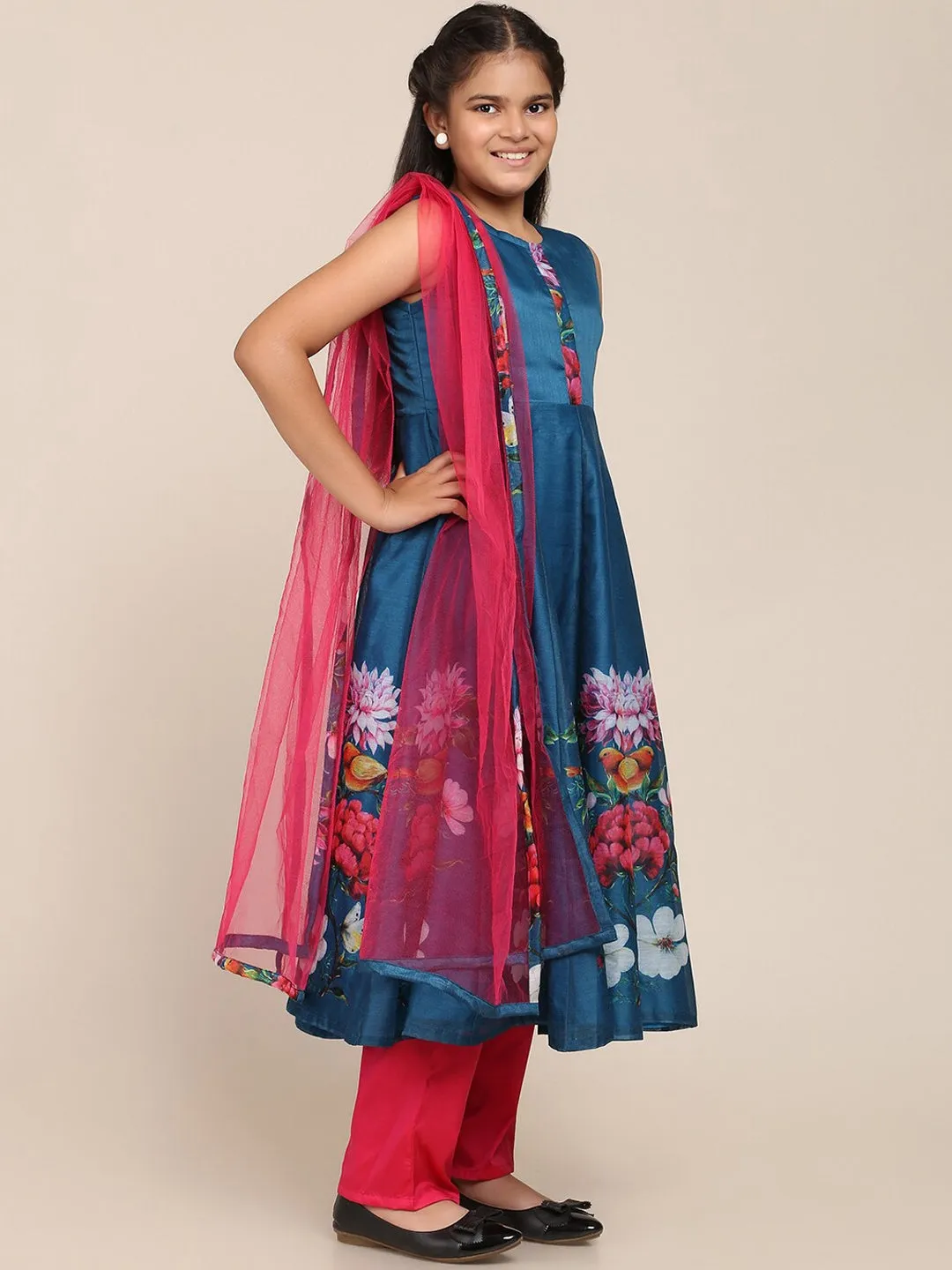 Girls Blue & Fuchsia Floral Printed Pleated Kurta With Trousers & Dupatta